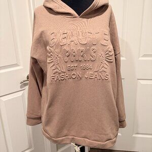 Beaute Paris hooded sweatshirt size M